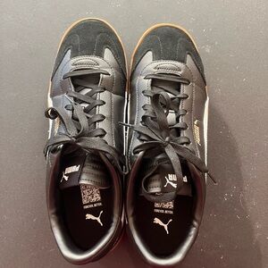 Puma Men's Black and White Shoes 10.5 Sneakers